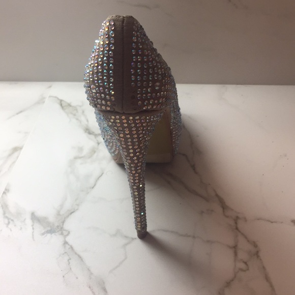 Ladonna Rhinestone Pump - Picture 5 of 5